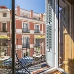 Prado Santa Ana 2BD/2BA