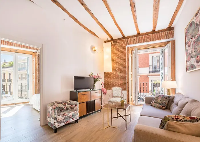 Prado Santa Ana 2BD/2BA