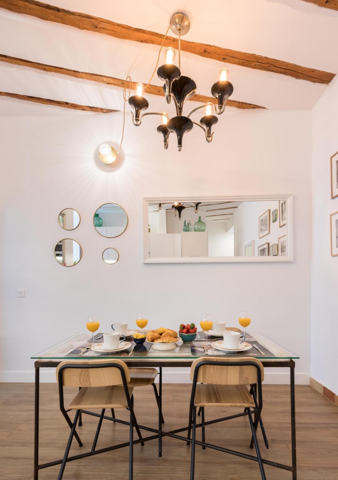 Apartamento Prado Santa Ana 2bd/2ba *